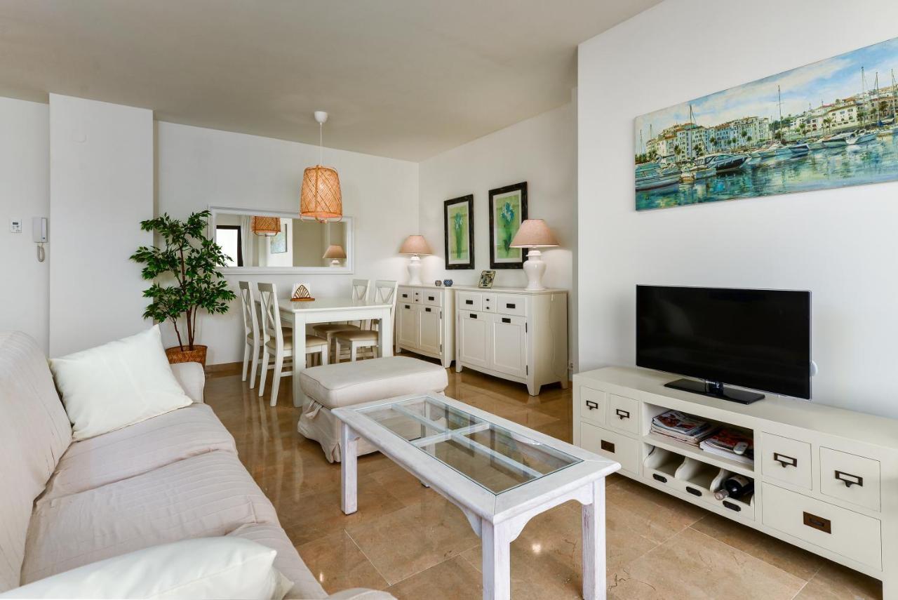 Duquesa Port Retreat Apartman Manilva Kültér fotó