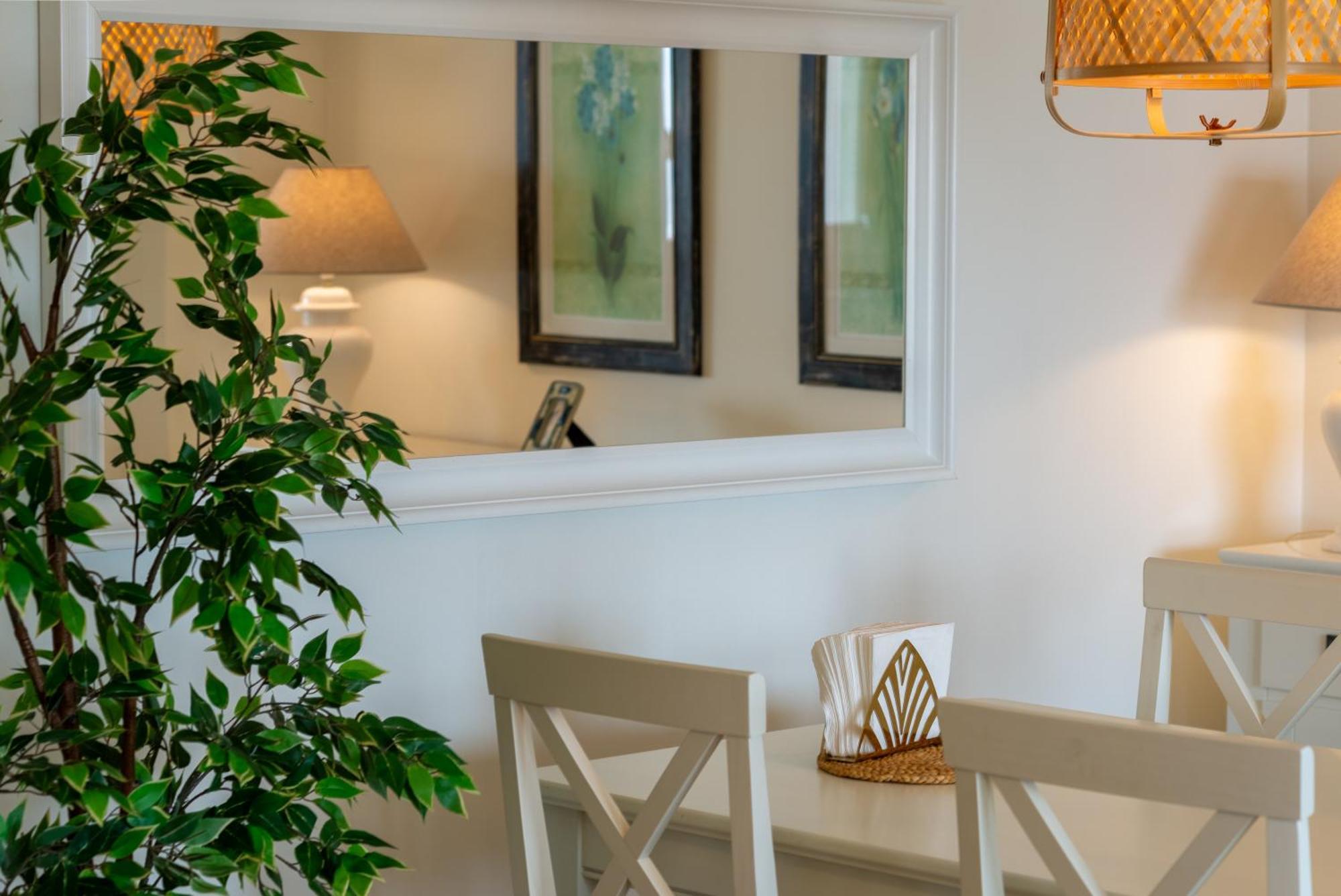 Duquesa Port Retreat Apartman Manilva Kültér fotó